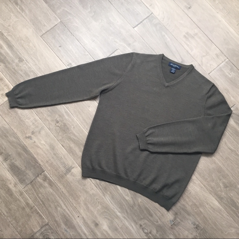 Brooks Brothers Merino Wool V-neck Sweater, Green, M